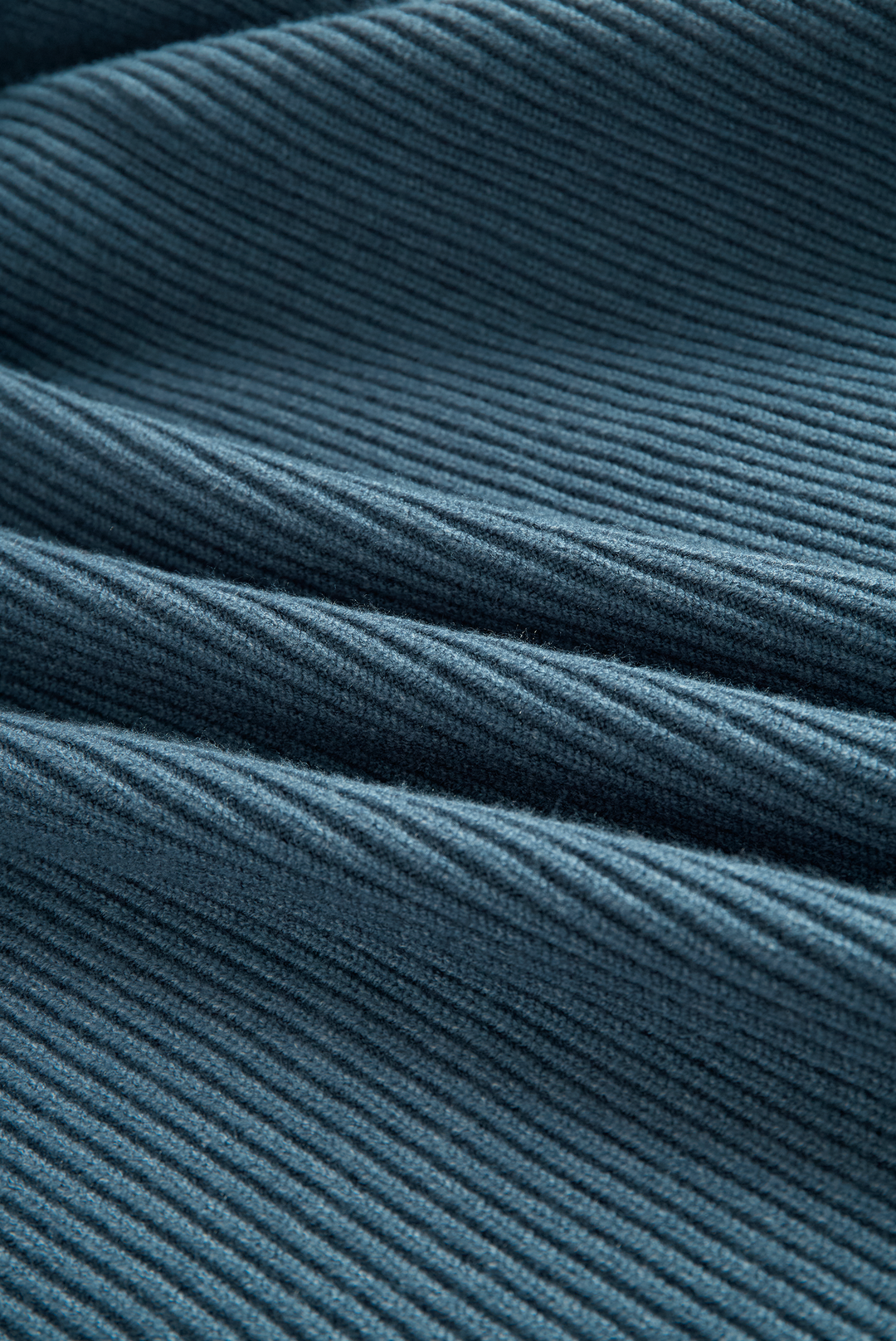 Tracy | Slim-fit Hooded Knitted Maxi Dress